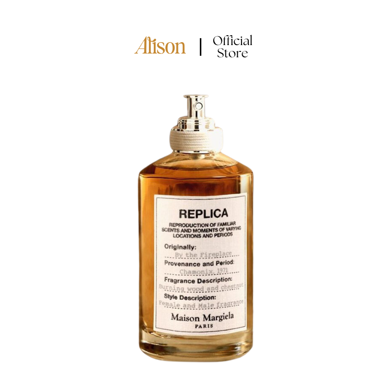 Replica By The Fireplace EDT bắt mắt với tông màu vàng nhạt, vừa tinh tế vừa quyến rũ